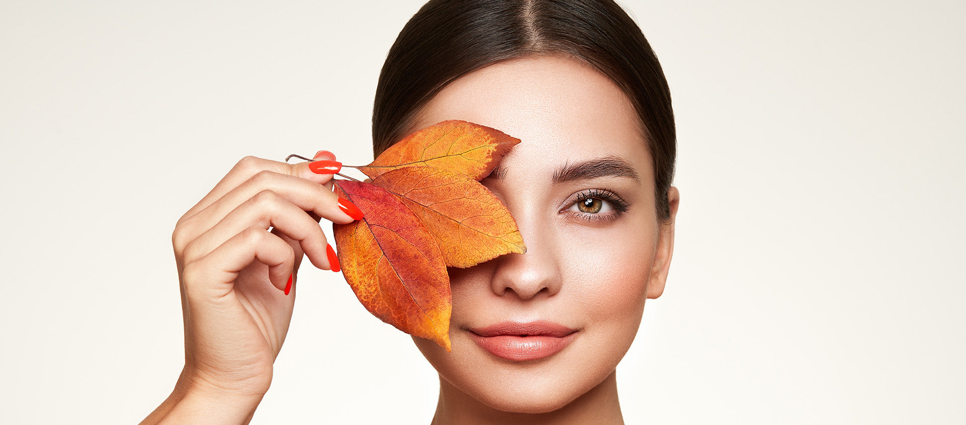 Transition to Autumn Radiance: Advanced Skincare Tips for Glowing Skin All Season Long