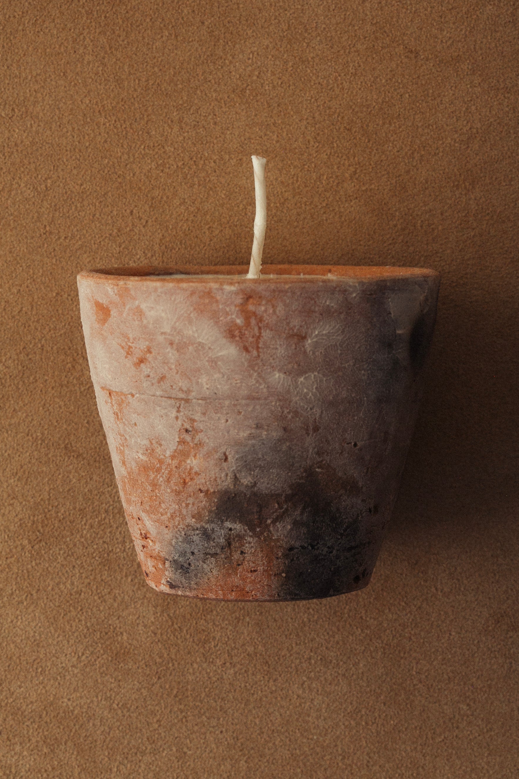 Souchong Debut Earthen Tallow Candle – Smoke-Brushed Terracotta Vessel 4 oz