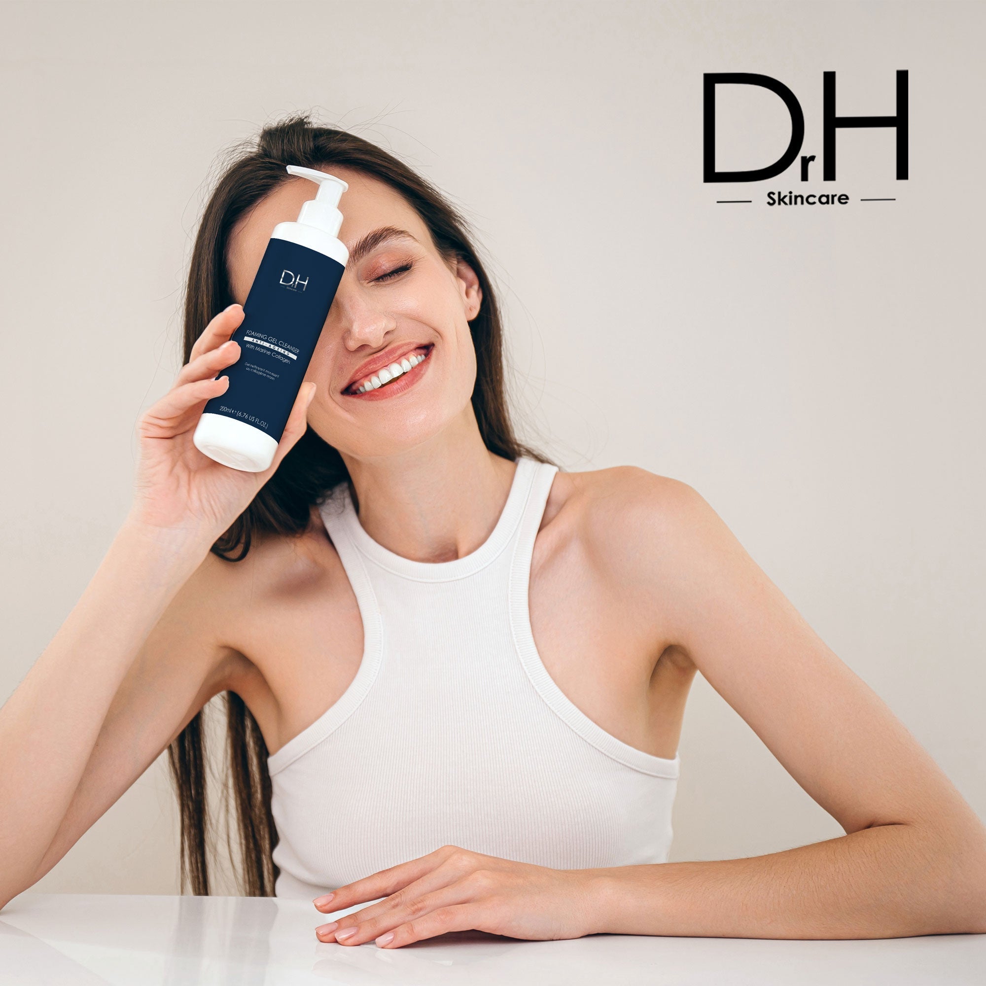 Foaming Gel Cleanser with Marine Collagen - skinChemists