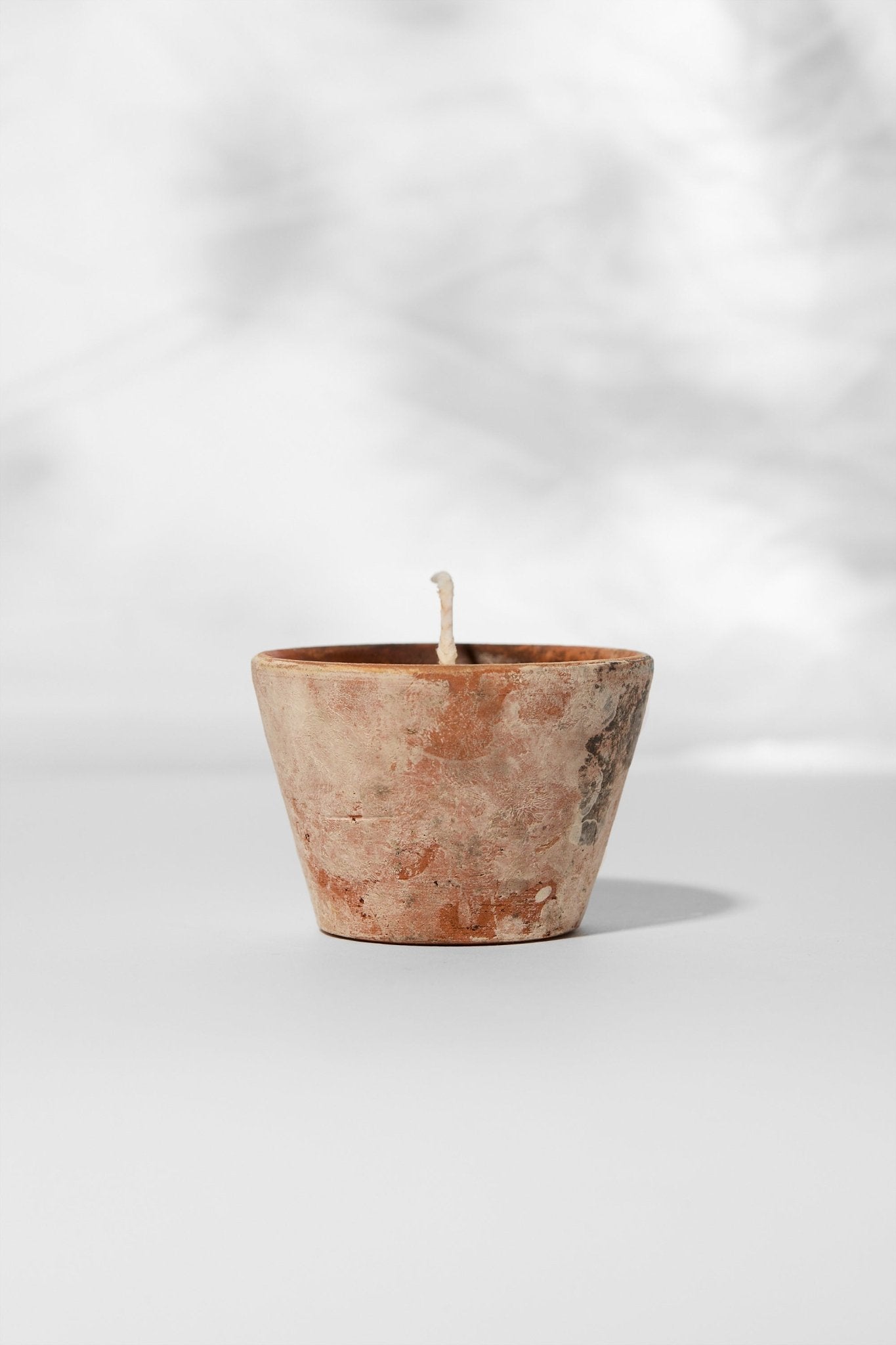 Souchong Debut Earthen Tallow Candle – Smoke-Brushed Terracotta Vessel 4 oz